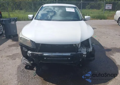 2015 Honda Accord Sport z USA, uszkodzony, nr VIN 1HGCR2F51FA212010